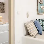 Irida Vacation Apartment